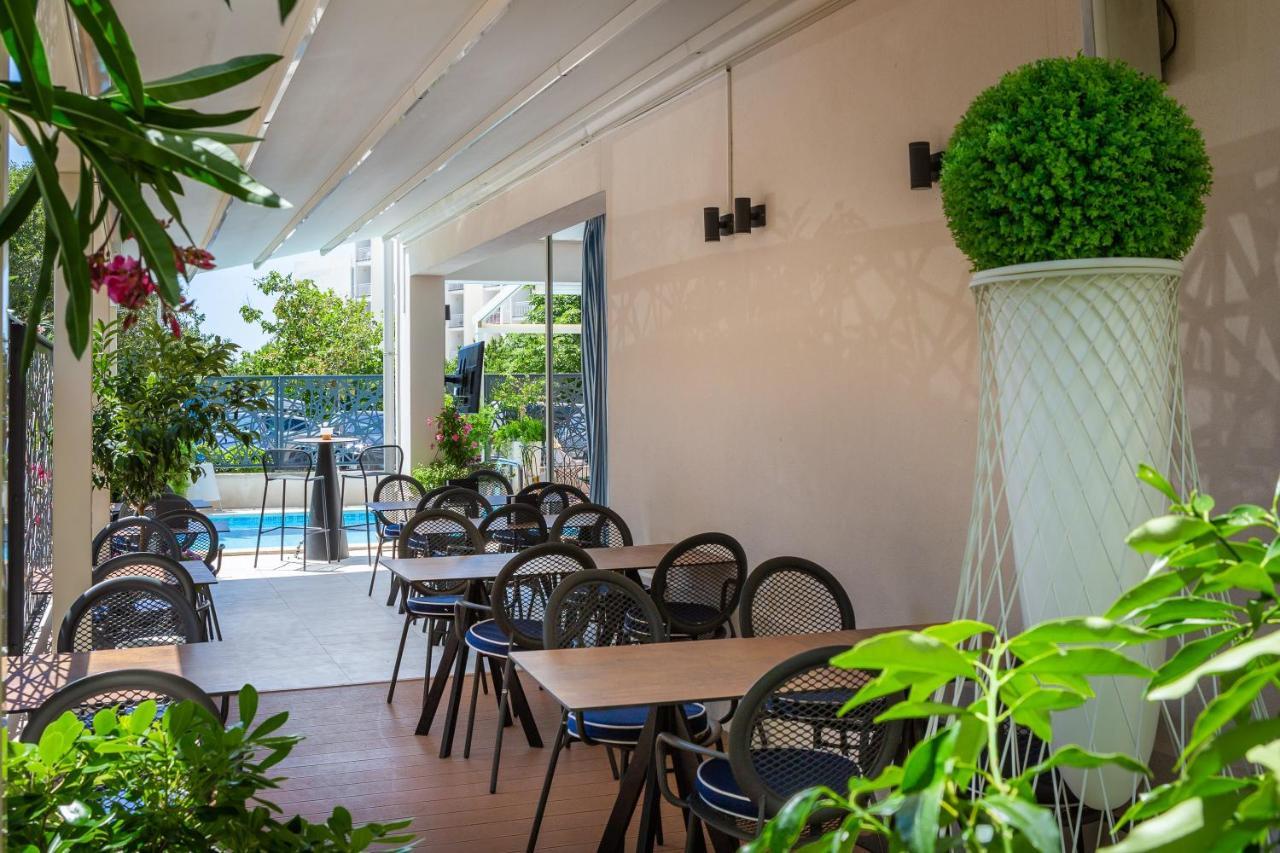 Aparthotel Flora Tucepi Exterior photo